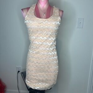 Women's Chevron Pattern Sleeveless Lace Mini Dress Size Medium